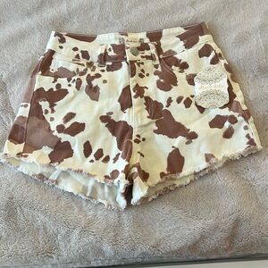 Altar’d state cow print Jean shorts, size:xs
